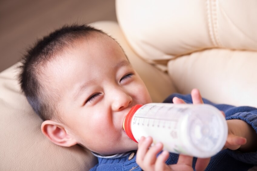 Cách chọn sữa cho trẻ biếng ăn, chậm tăng cân